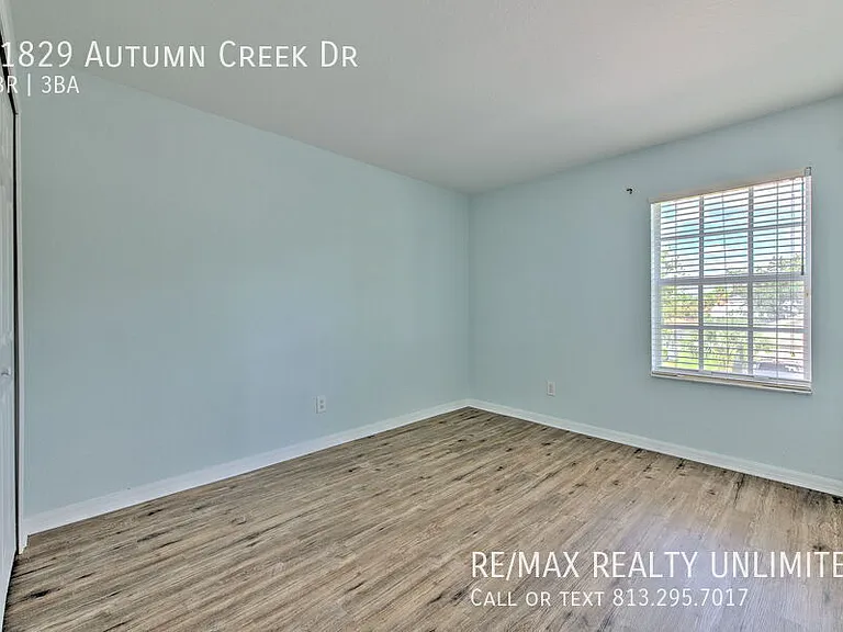 11829 Autumn Creek Dr — Photo 23
