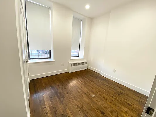 Rented by EastMount Realty LLC | media 40