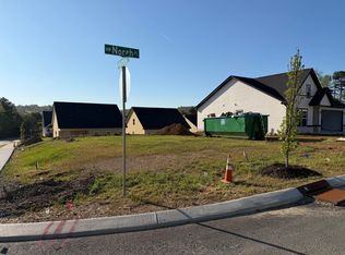 26 North St NW, Cleveland, TN 37312