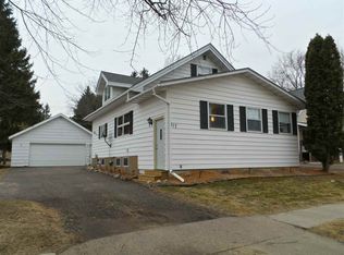 517 N 2nd St, Colby, WI 54421