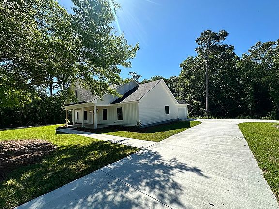 Concrete driveway/parking