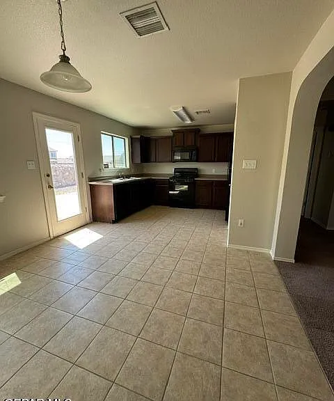 2508 Sparrow Point St — Photo 18