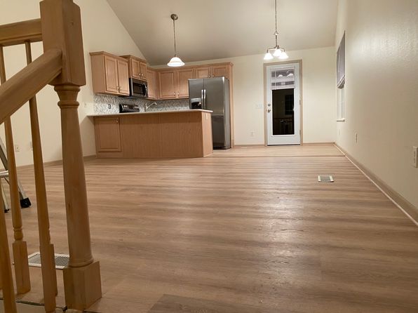 4022 Hawksbury Ct #B