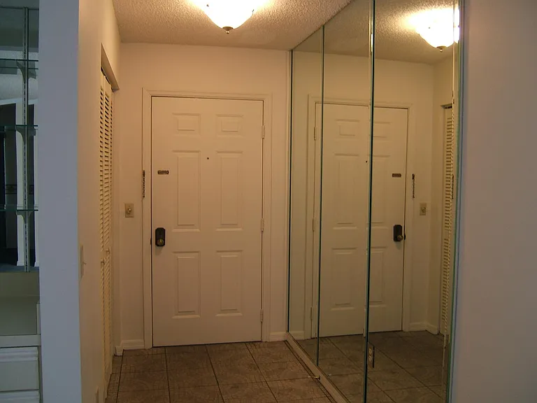 270 Promenade Dr #201 — Photo 34