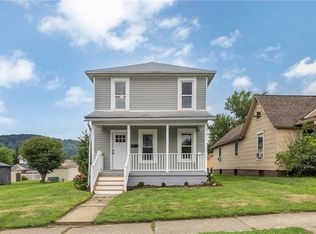 231 Arthur St, Zelienople, PA 16063