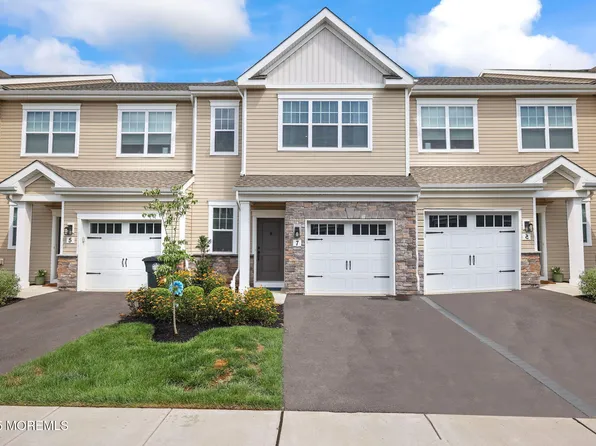 7 Chapel Lane, Wall, NJ 07753