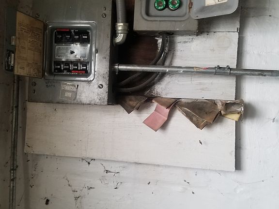 3rd image of 609 E 120th St