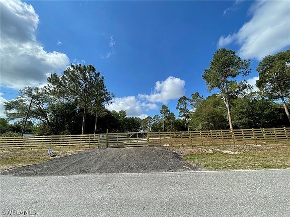 2nd image of 506 Bald Cypress Ave