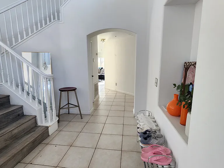 1374 Kirkmichael Cir — Photo 25