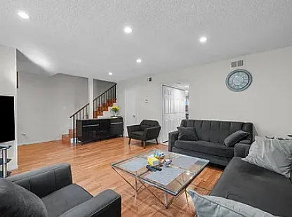 3 bed, 1502 sqft, $3,550 — Photo 2