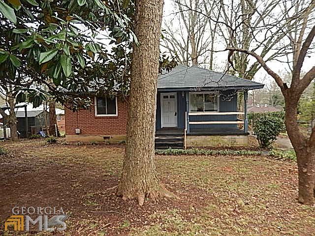 1st image of 860 Frances Dr SE