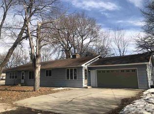 1123 N Kentucky Ave, Mason City, IA 50401