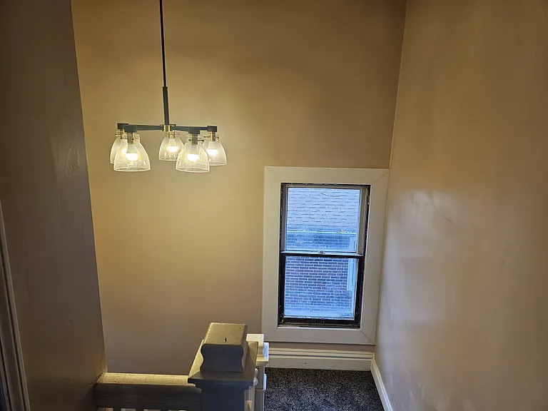 1919 N Court St — Photo 14