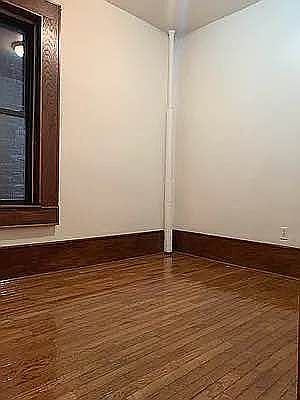 5th image of 698 Amsterdam Ave