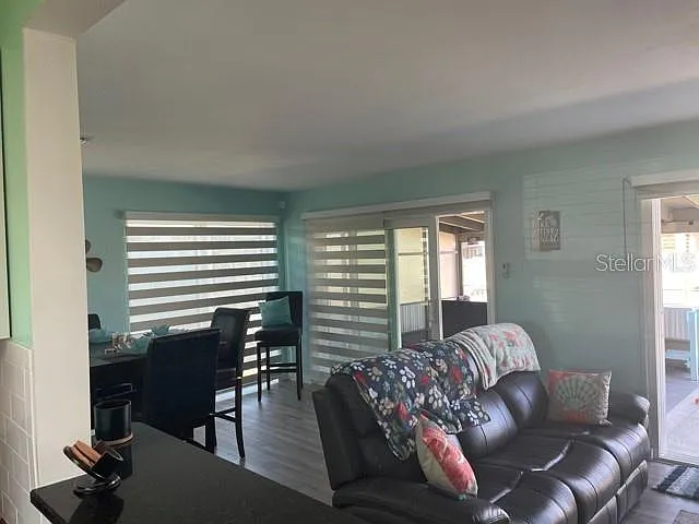 21088 Edgewater Dr — Photo 13