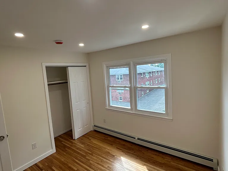 715 Tyler St #2 — Photo 16