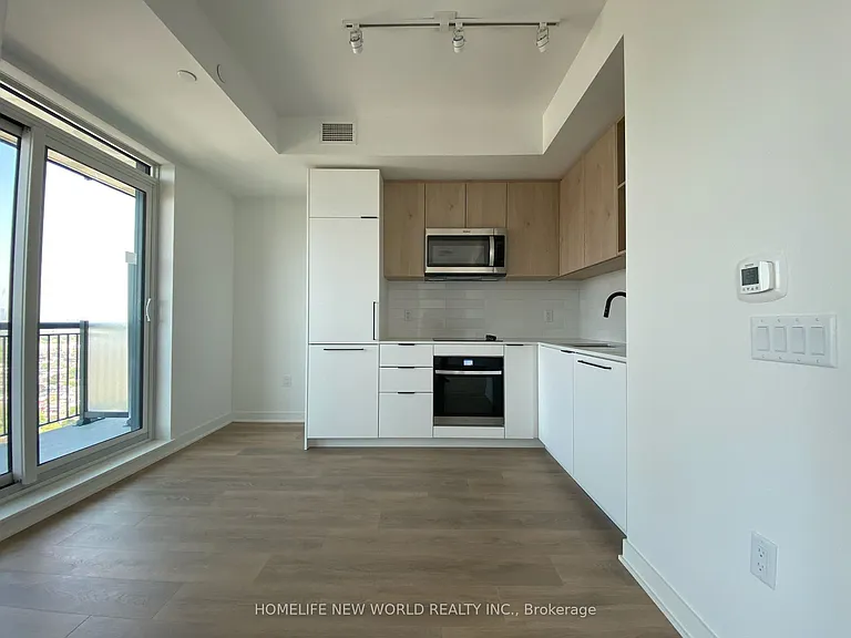 1185 Dupont St #2605 — Photo 15