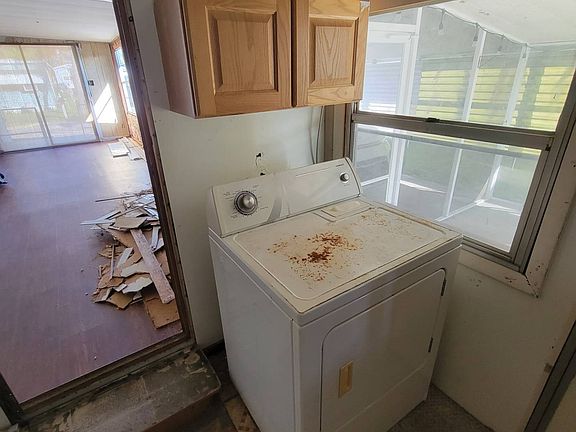 5th image of 4000 24th St N #324