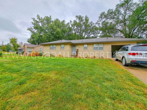 2715 Meadow Ln