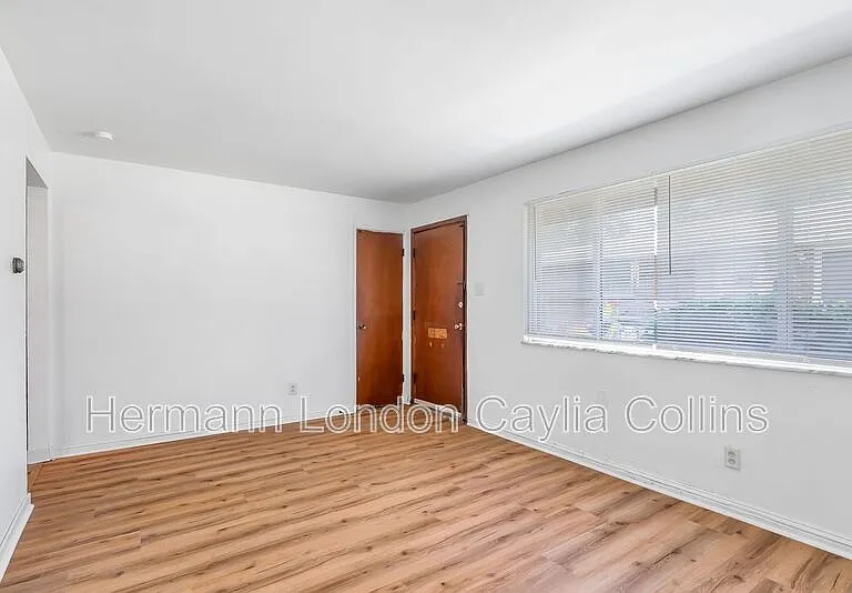 11276 Liana Ln #11276 LIANA LANE — Photo 3