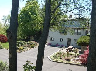 589 Pond St, Woonsocket, RI 02895