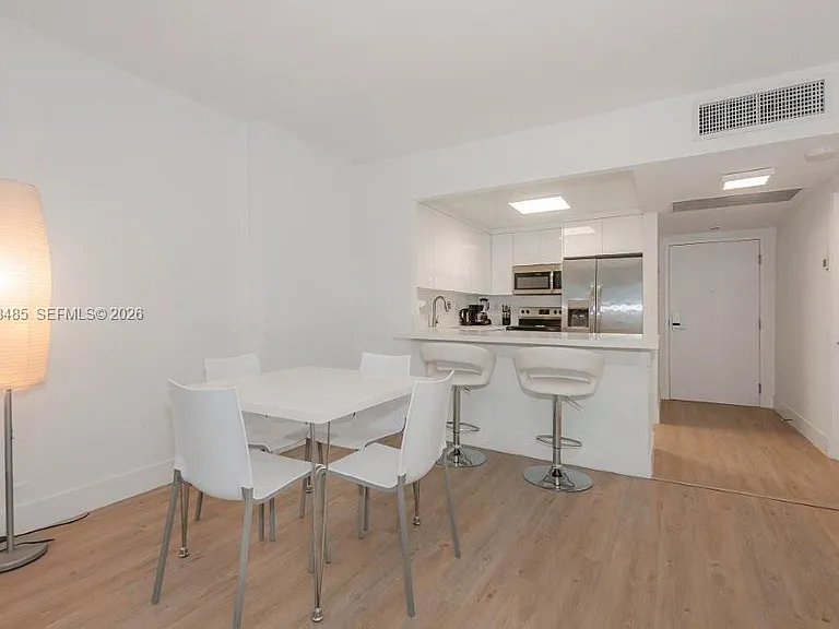 2301 Collins Ave #927 — Photo 6