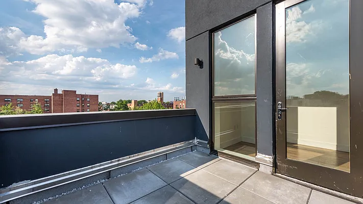 Rented by Nooklyn NYC LLC | media 24