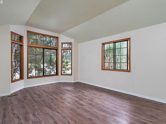4th image of 1582 SE 73rd Ave