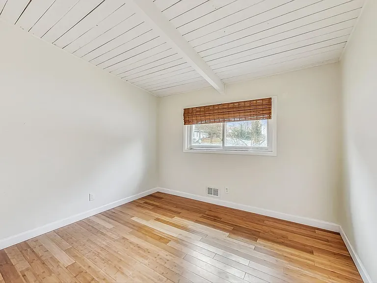3121 Lynnray Dr — Photo 25