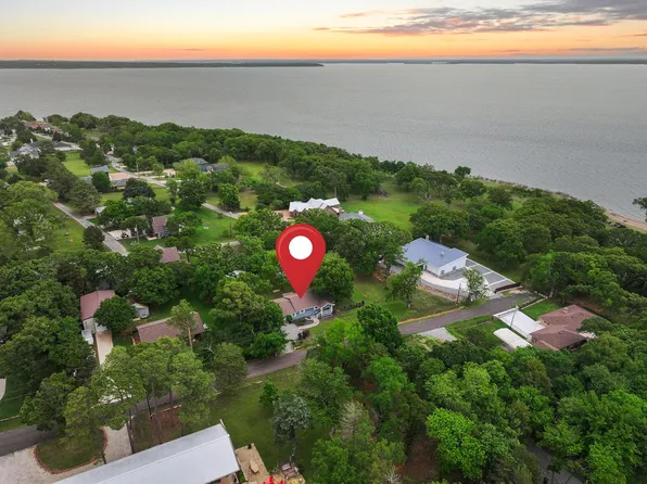 109 Arkansas St, Pottsboro, TX 75076