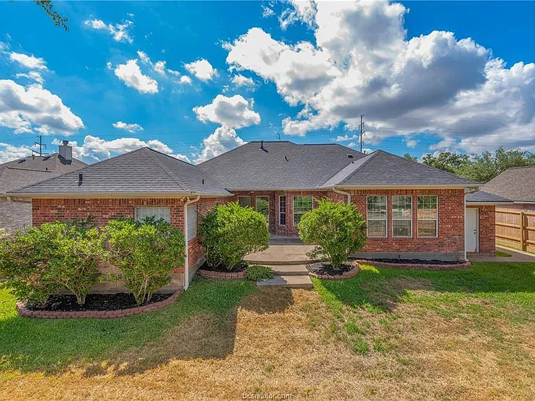 305 Stoney Hills Ct — Photo 28