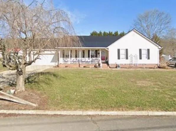 201 Lauren Dr, Rogersville, TN 37857