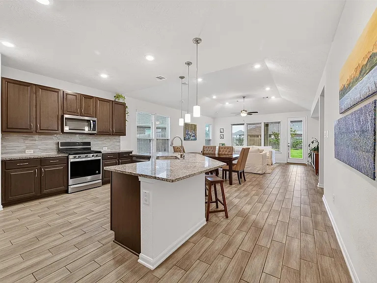 15607 Barton Orchard Ln — Photo 4