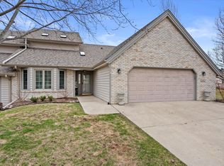 415 Quail Point Dr, Mount Pleasant, WI 53406