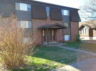 222 E Garfield St APT B, Belleville, IL