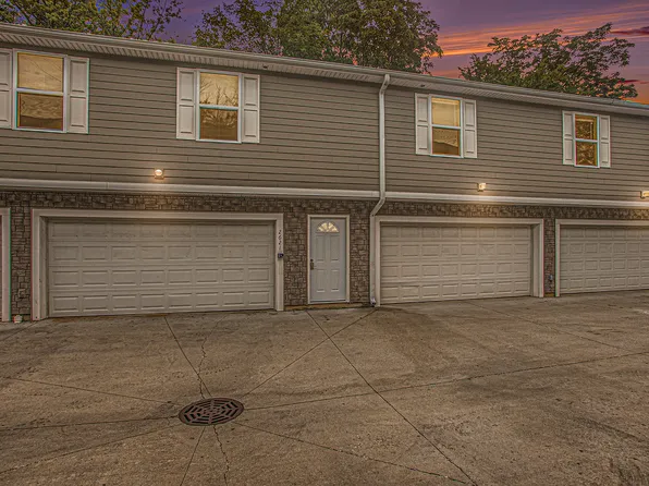 2621 Redwood Ave, Kalamazoo, MI 49006