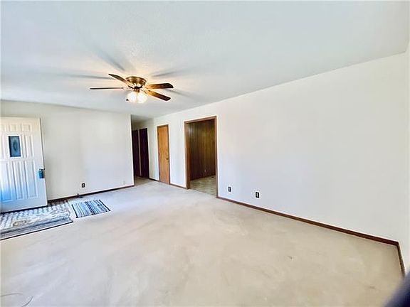 4th image of 5 Tamara Ct