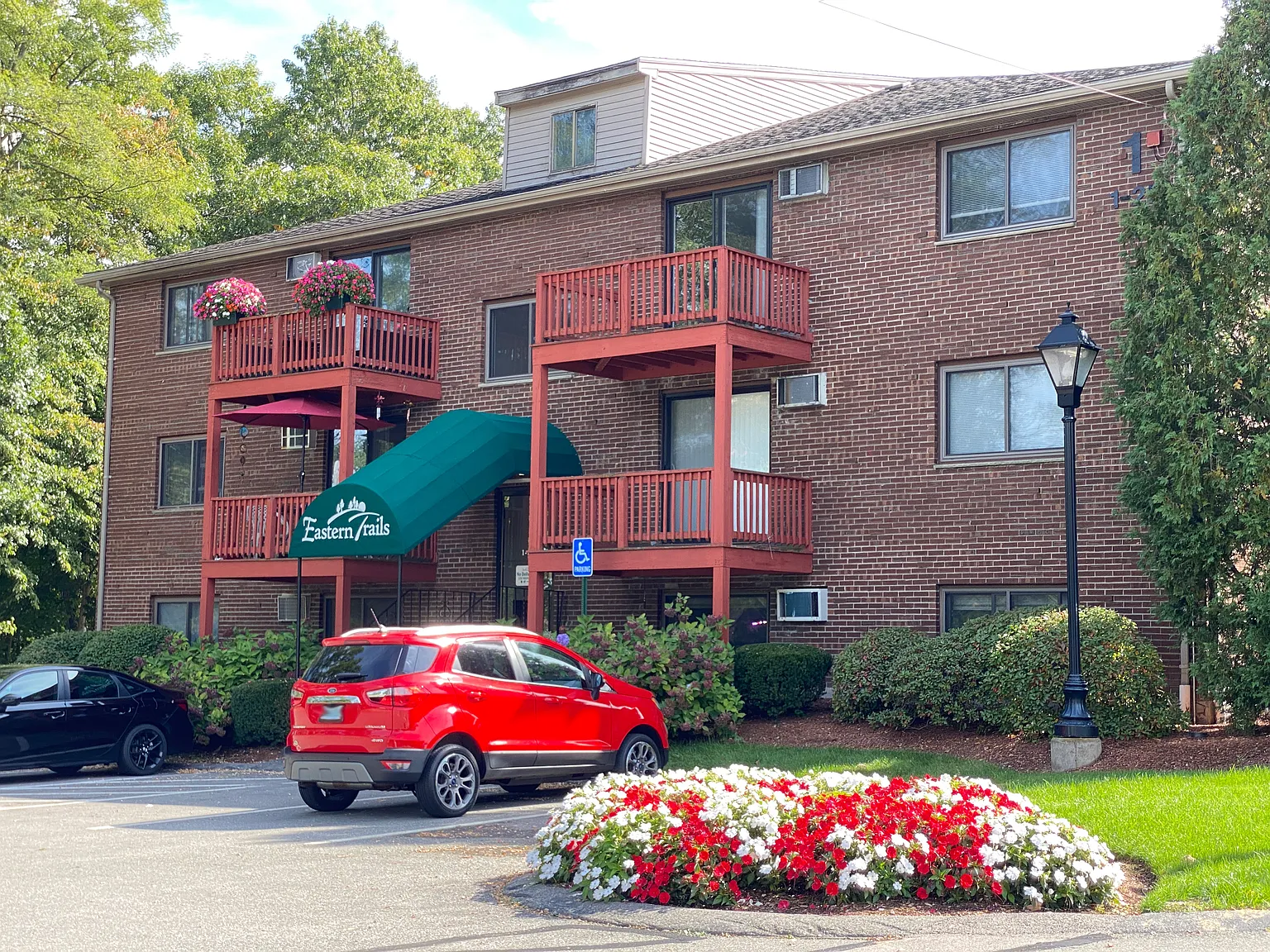 Eastern Trails Apartments and Storage — Photo 2