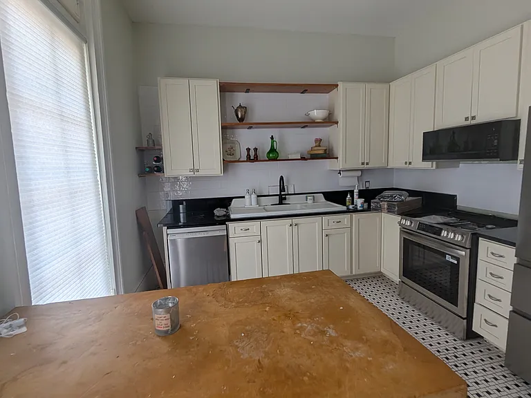 1304 General Pershing St — Photo 2
