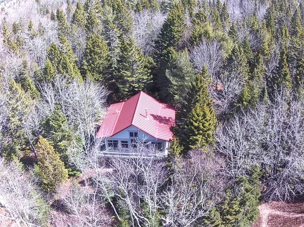 81 Stoehrs Way, Milbridge, ME 04658