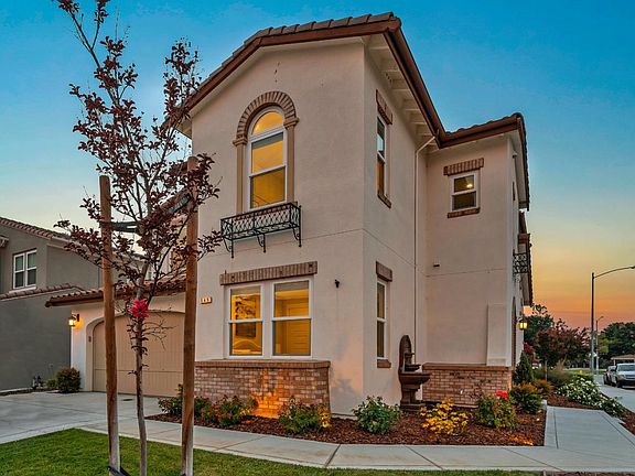 3rd image of 545 Cipres Ln