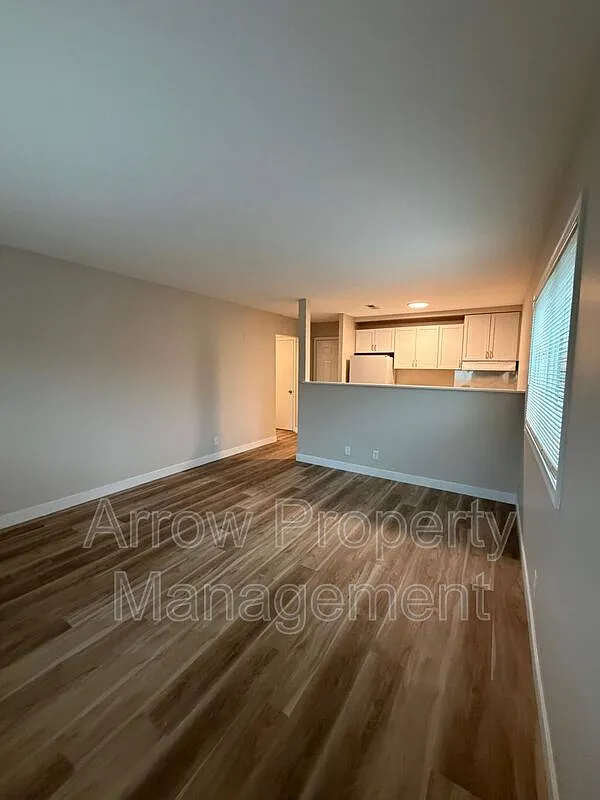 1 bed, 1.0 bath, $775 — Photo 4