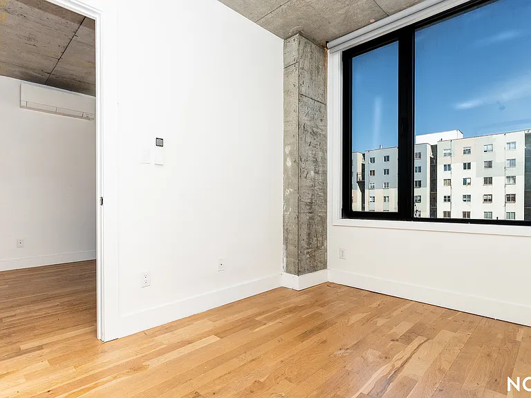 824 E New York Ave #601 — Photo 5