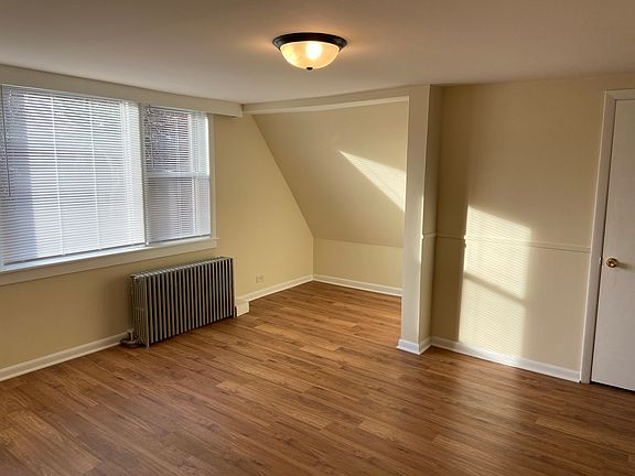 4th image of 1342 Circle Ave #2