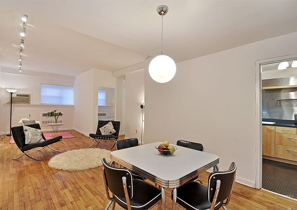1st image of 2 King St APT 1C