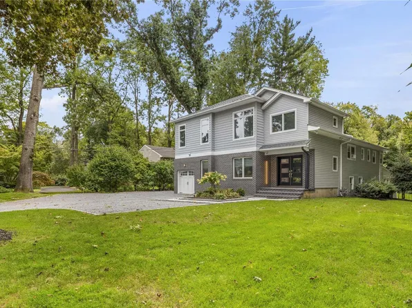 12 Millford Drive, Lattingtown, NY 11560
