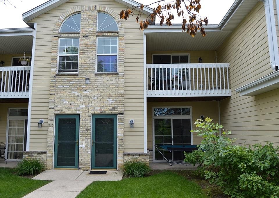 1st image of 1495 Garay Ln Unit 7