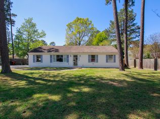 104 Red Fox Rd, Colonial Heights, VA 23834