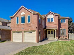 197 McCaffrey Rd, Newmarket, ON L3X1K1