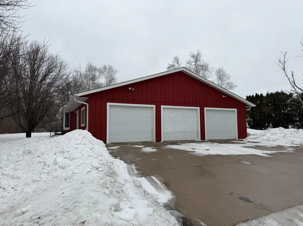 204 S Schendel St, Blomkest, MN 56216